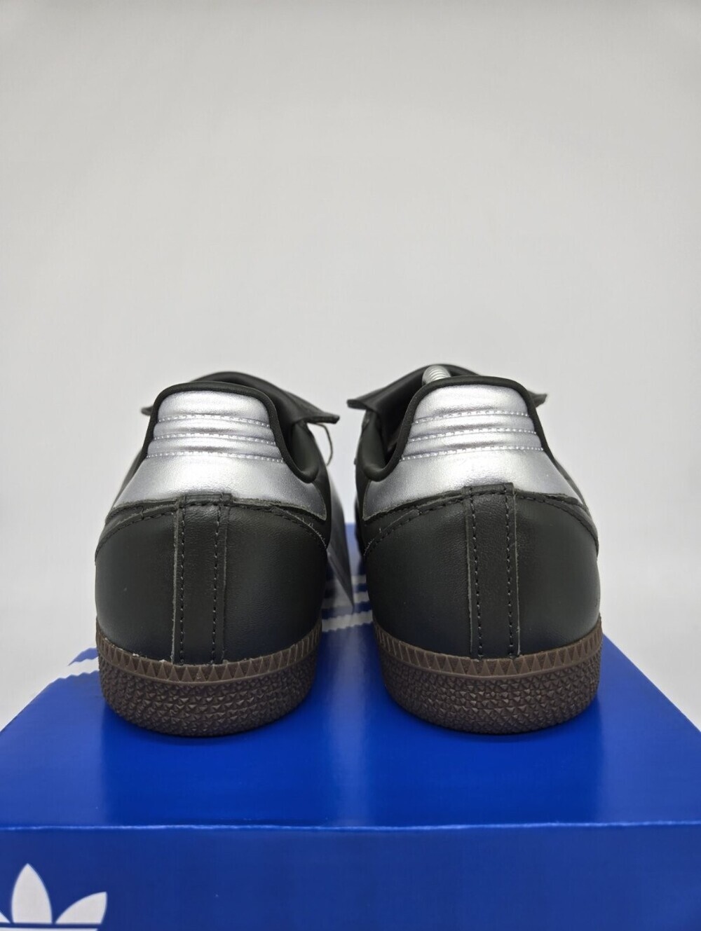 adidas Women's Samba LT JP6144 Legend Earth Silver Metallic Gum Shoes Size 9.5 - Picture 4 of 8